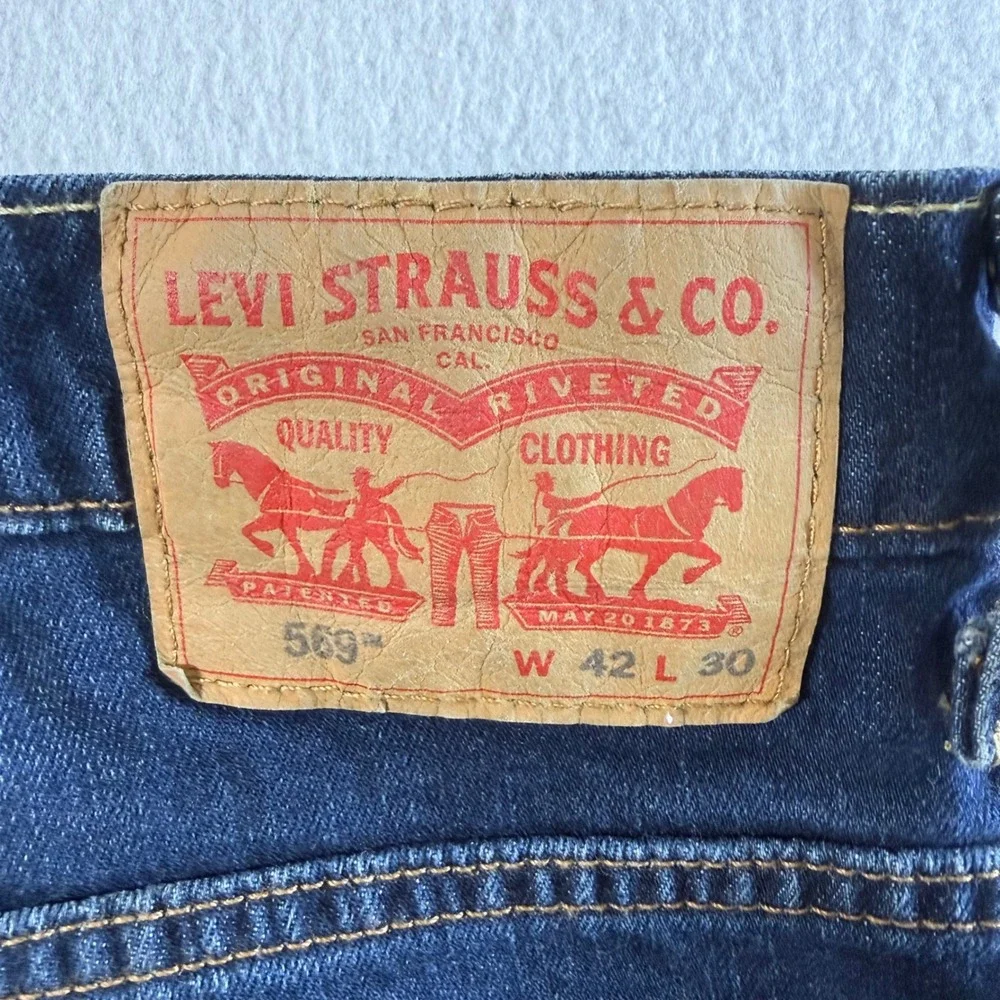 Levis levi 569